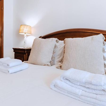 Casa Do Patio - 3 Bedrooms, Ponte Rol Torres Vedras Kültér fotó