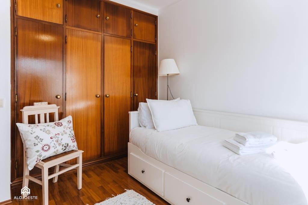 Casa Do Patio - 3 Bedrooms, Ponte Rol Torres Vedras Kültér fotó