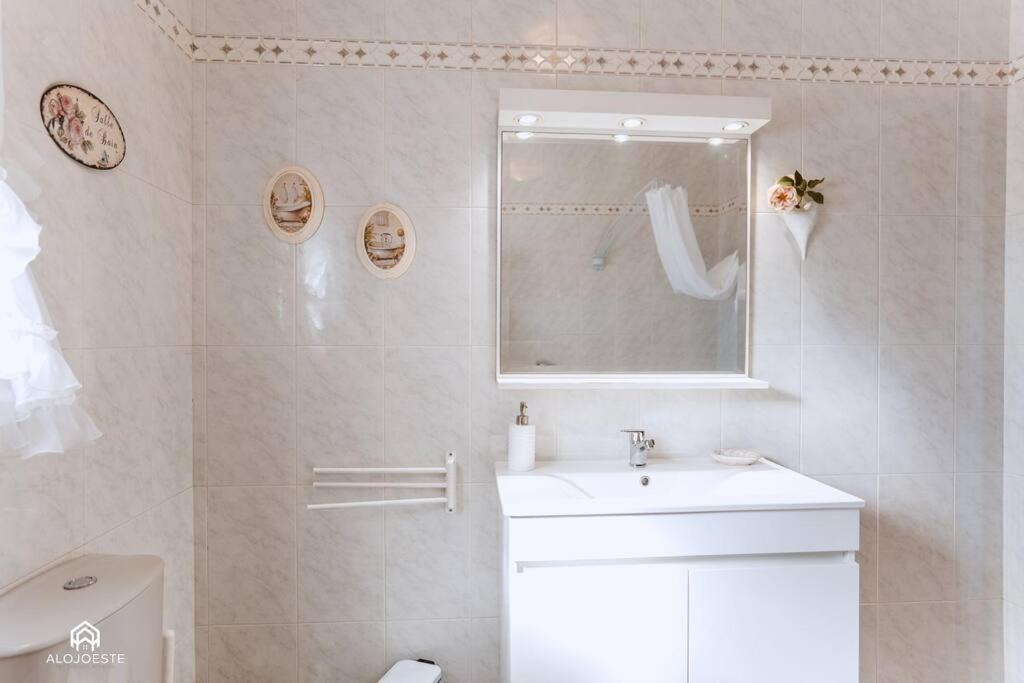 Casa Do Patio - 3 Bedrooms, Ponte Rol Torres Vedras Kültér fotó